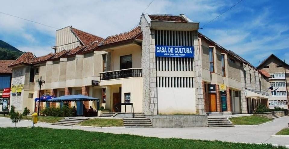 Cazare Apartament Cu 2 Camere Нехою Екстер'єр фото